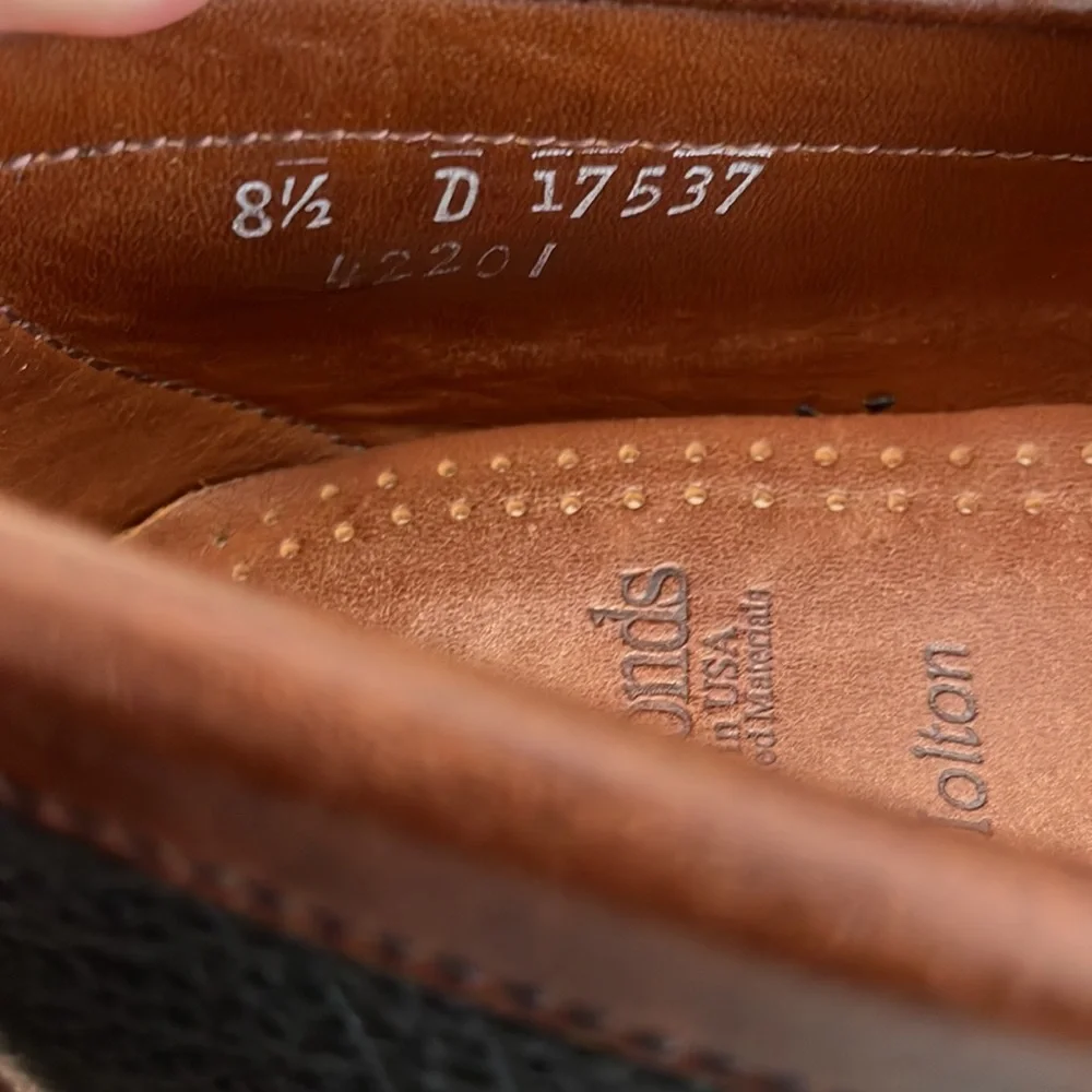 Allen Edmonds Holton size 8.5 D